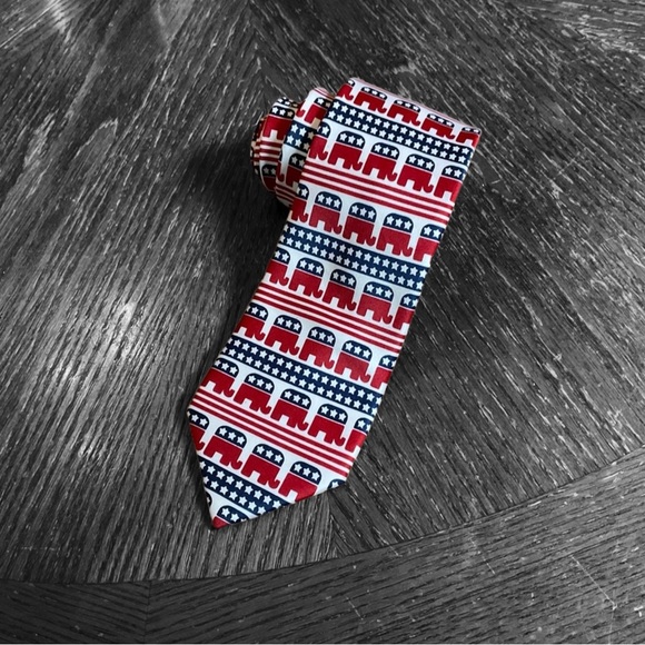 🇺🇸🐘Republican Elephant Patriotic Stars & Stripes Men’s Necktie! - Picture 13 of 15